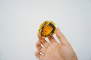 【懒人版】超详细快手蛋黄酥 制作方法