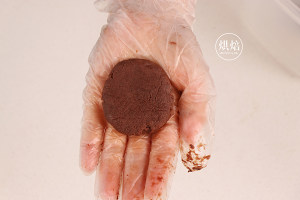 爆浆熔岩曲奇：热吃能流心，冷吃像生巧 一抿即化还零失败~