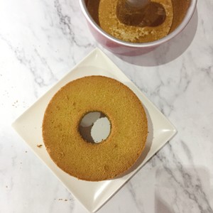 淡抹茶酸奶戚风 制作方法