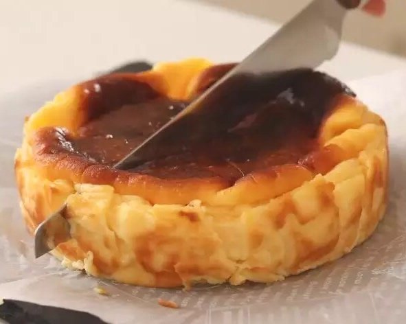 风靡ins的烤芝士蛋糕(超简单 制作方法