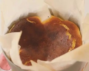 风靡ins的烤芝士蛋糕(超简单 制作方法
