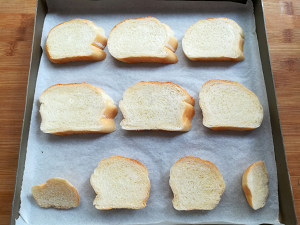 蒜香法棍片 制作方法