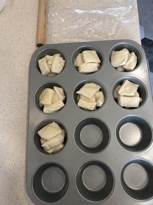 奶油练乳餐包  制作方法