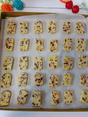 蔓越莓曲奇饼干  制作方法