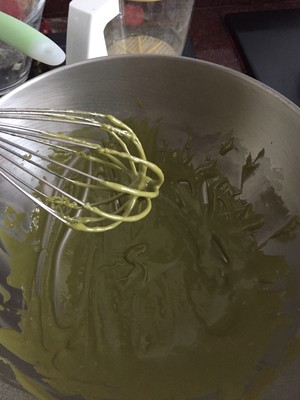 淡抹茶酸奶戚风 制作方法
