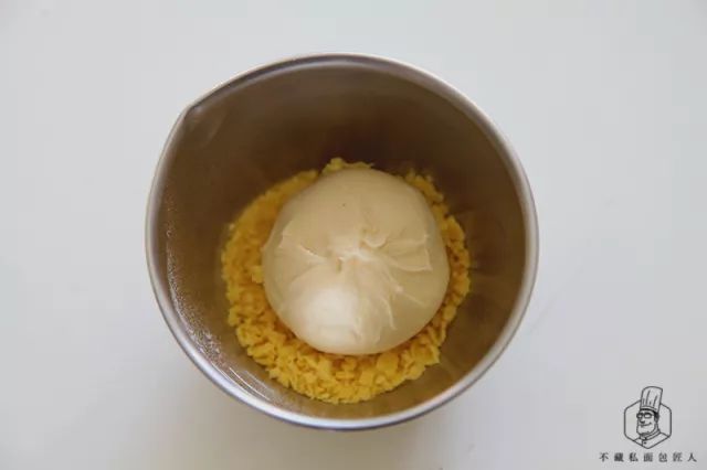 面包如何装饰?不藏私美容小课堂,教你如何给面包做装饰(上)