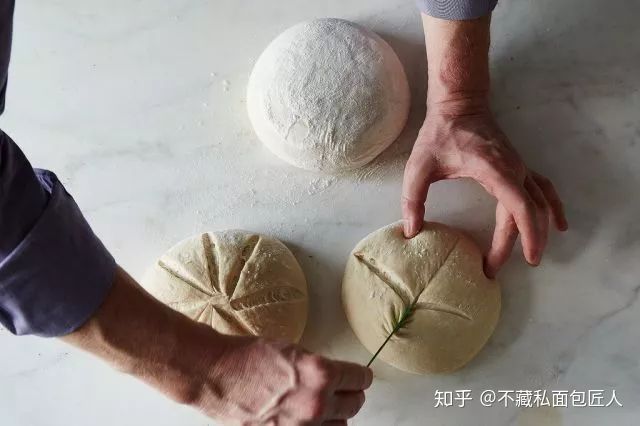 面包整形方法技巧,谁说整容只有日韩强?法式面包整容术大揭秘