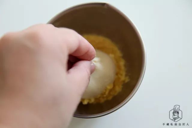 面包如何装饰?不藏私美容小课堂,教你如何给面包做装饰(上)