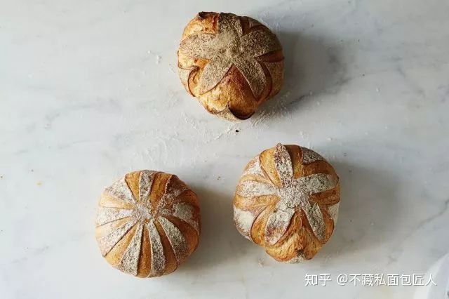 面包整形方法技巧,谁说整容只有日韩强?法式面包整容术大揭秘