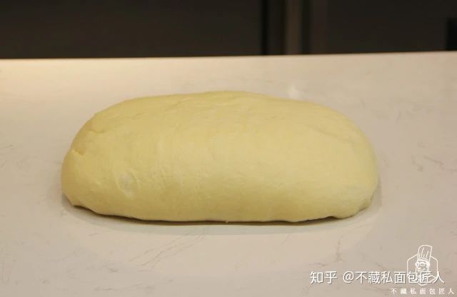 面包做出蛋糕口感你信吗?一款带有蛋糕口感的面包,究竟是什么感受?