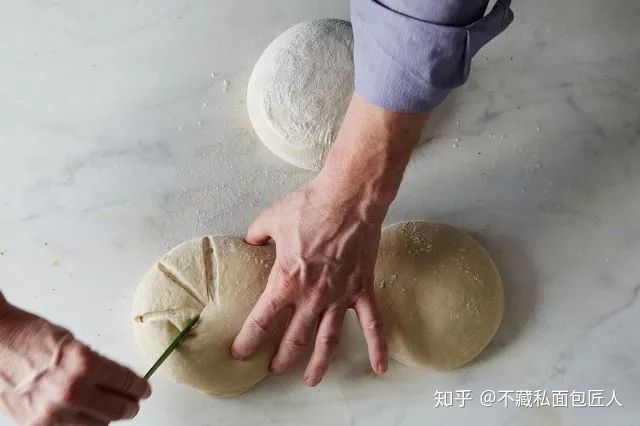 面包整形方法技巧,谁说整容只有日韩强?法式面包整容术大揭秘