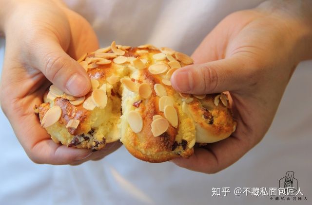椰蓉面包到底多好吃？吃过的人都竖起了大拇指
