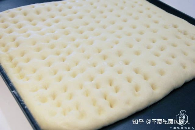面包做出蛋糕口感你信吗?一款带有蛋糕口感的面包,究竟是什么感受?
