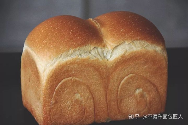 如何鉴别吐司是否做的好?吐司品质鉴定的8个标准,了解一下