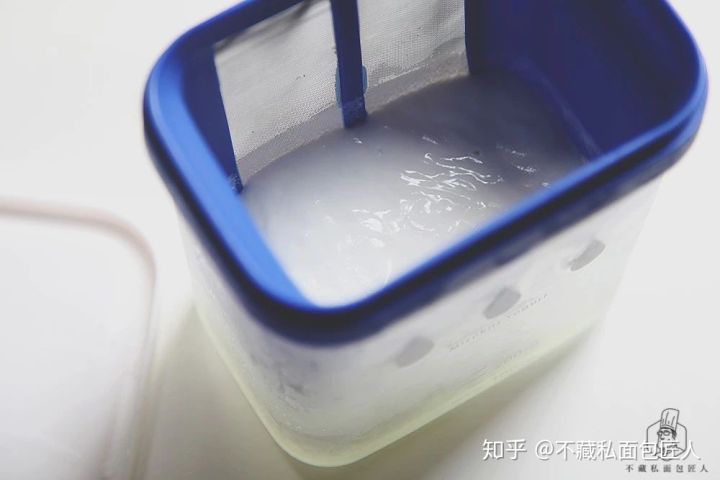 如何揉面?超实用!7种湿性材料介绍以及和水的换算比例