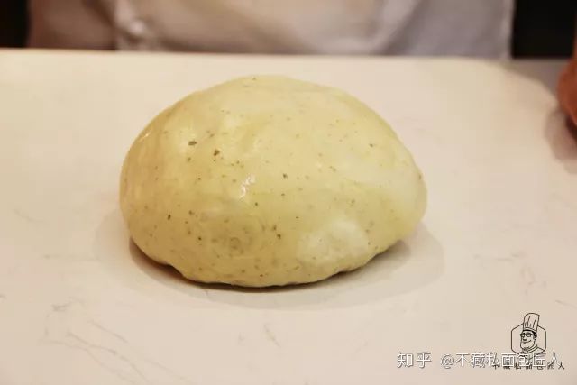 酥皮如何制作?今次,我真的把酥皮汤的“酥皮”抠下来吃了!