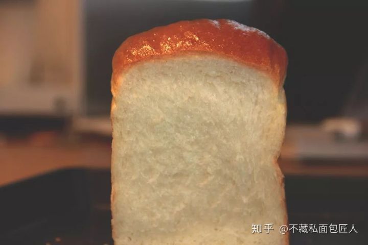 如何鉴别吐司是否做的好?吐司品质鉴定的8个标准,了解一下