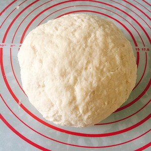 松软的肉松（香肠）（牛角）面包 制作方法