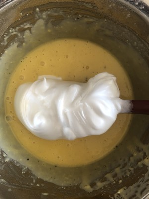 芝士黑椒咸戚风  制作方法