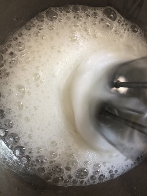 芝士黑椒咸戚风  制作方法