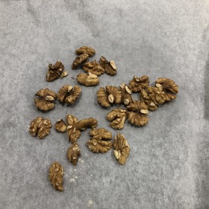 核桃葡萄干奶酪磅蛋糕 制作方法