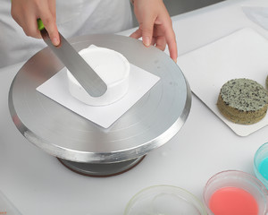 奥利奥卡通蛋糕（南西烘焙） 制作方法