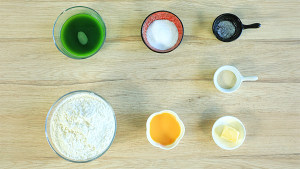 菠菜/牛奶小餐包 制作方法