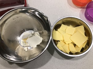 核桃葡萄干奶酪磅蛋糕 制作方法