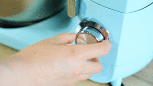 菠菜/牛奶小餐包 制作方法