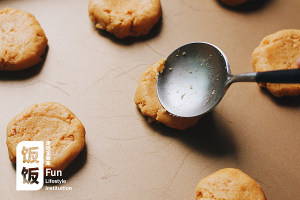 花生酱酥脆曲奇 制作方法