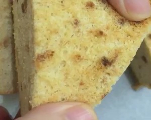 后蛋法肉松蛋糕  制作方法