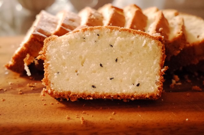 黑芝麻磅蛋糕 制作方法