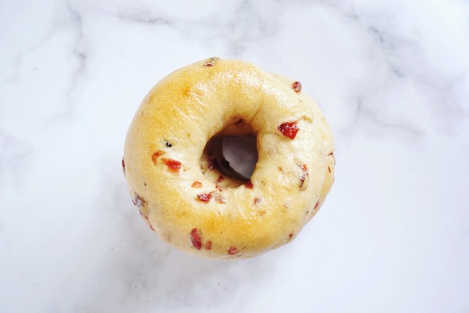 天然酵母蔓越莓贝果 制作方法