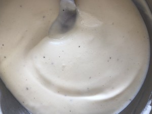 芝士黑椒咸戚风  制作方法