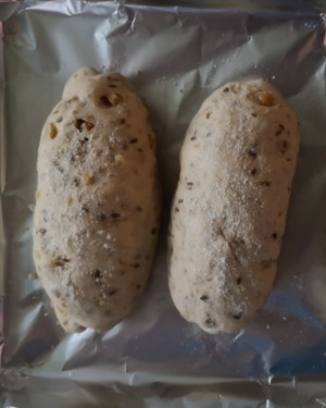 全麦果仁面包 制作方法