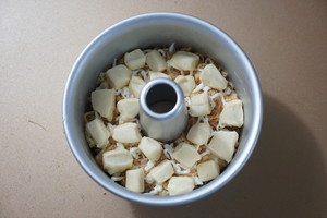 肉松沙拉酱面包!好吃到停不下来 制作方法