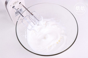 外Q内软的冰皮蛋糕卷，口感超丰富~