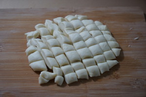 肉松沙拉酱面包!好吃到停不下来 制作方法