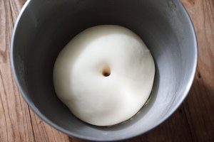 肉松沙拉酱面包!好吃到停不下来 制作方法