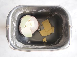 黑麦红枣核桃卷 制作方法