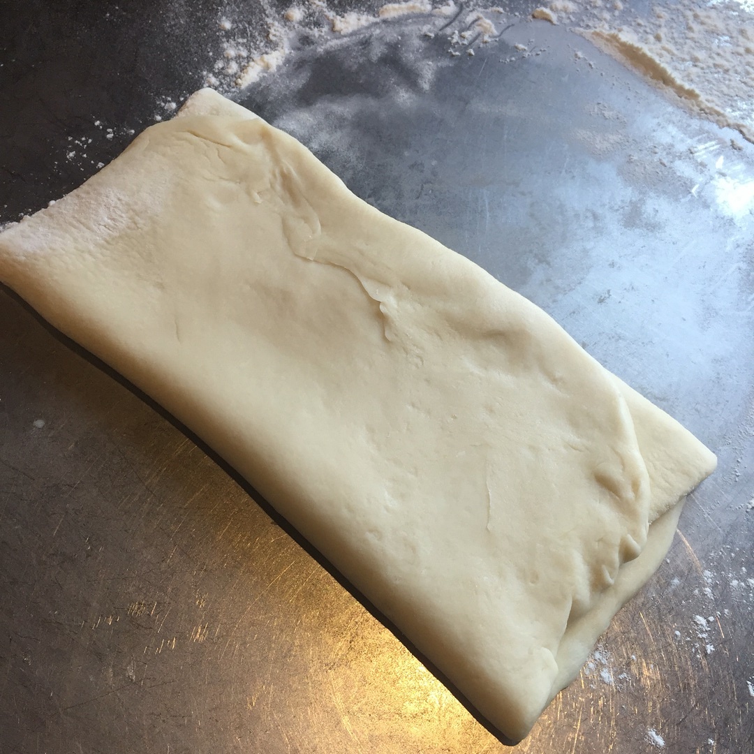 【苏式月饼的做法步骤图，苏式月饼怎么做好吃】驴妈咪-制作