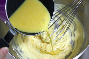 百香果慕斯蛋糕 制作方法