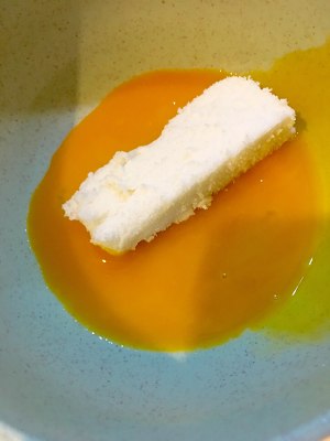 香酥蛋黄馒头条 制作方法