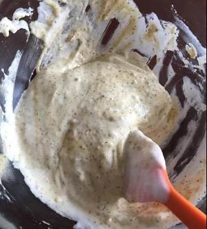 奶茶慕斯蛋糕卷 制作方法