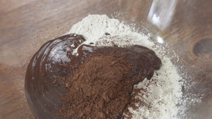 酒心巧克力月饼 制作方法