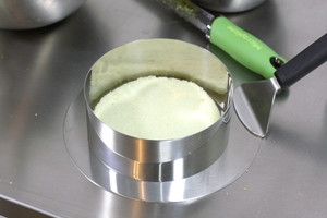 百香果慕斯蛋糕 制作方法