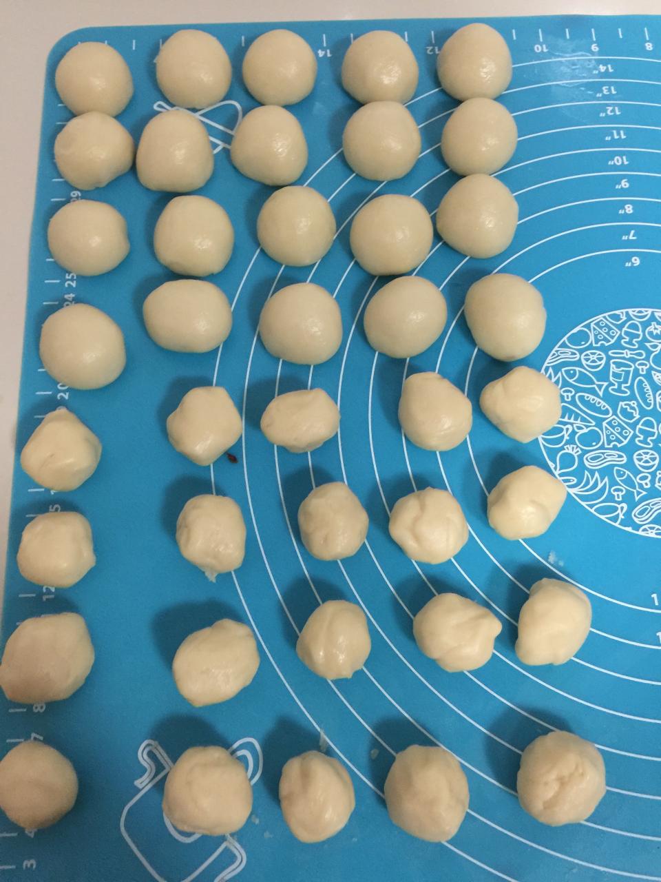 【蛋黄酥的做法步骤图,蛋黄酥怎么做好吃】小諾妈-制作