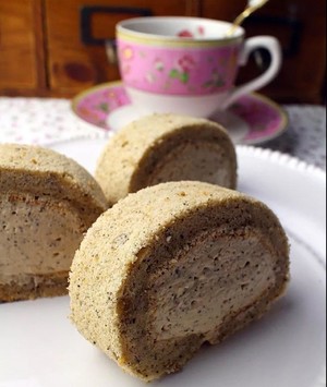 奶茶慕斯蛋糕卷 制作方法