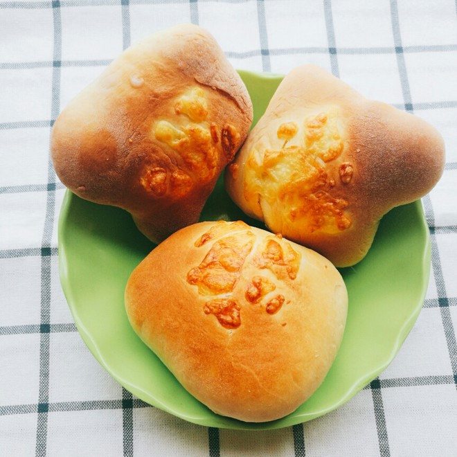 味道一级棒的芝士餐包  制作方法