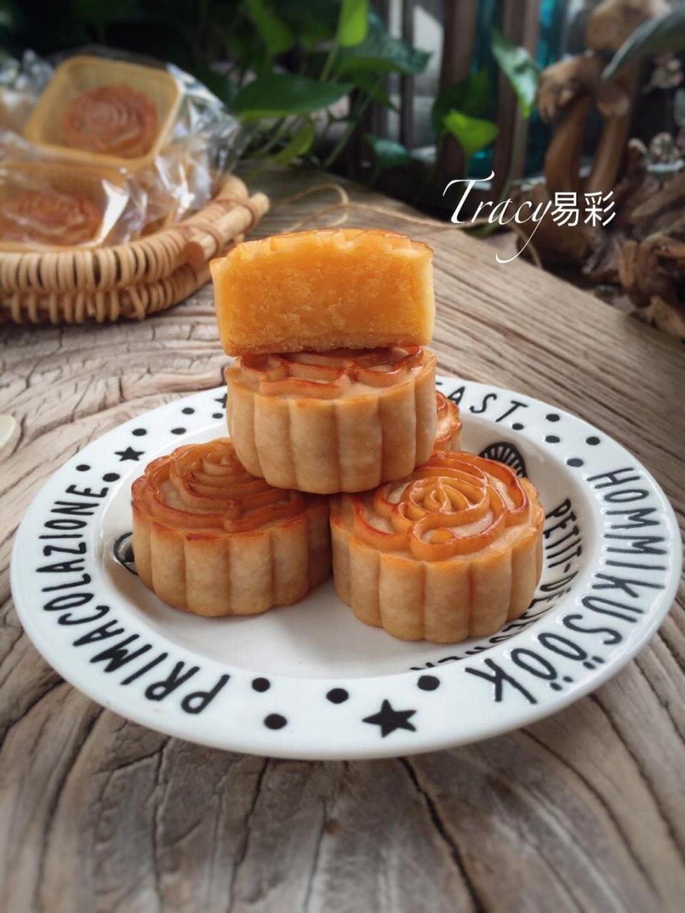 【金沙奶黄月饼的做法步骤图，怎么做好吃】Tracy易彩-制作